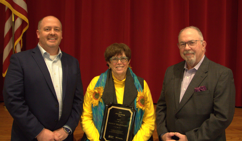 Meadow Ridge Resident Recognized for Exceptional Service